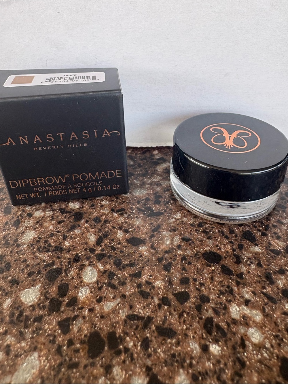 Anastasia Beverly Hills Dipbrow Pomade - Taupe - Picture 2 of 9